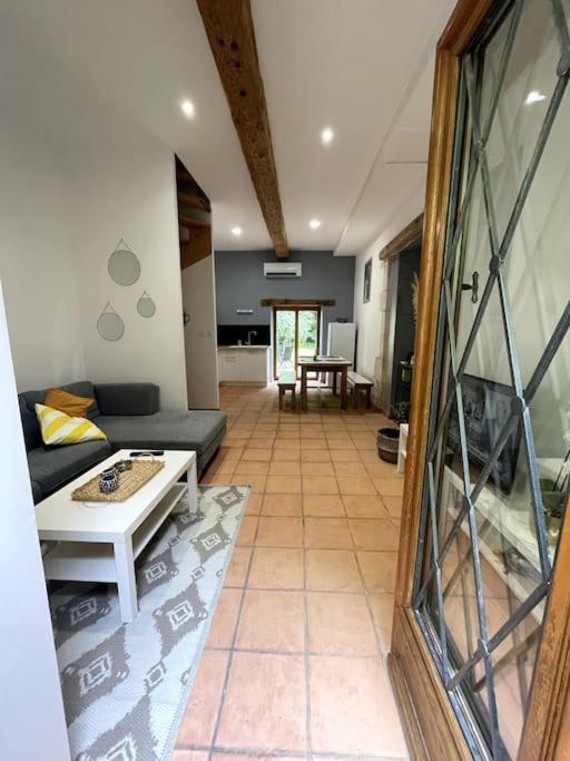 Superbe Appartement Cosy Avec Jardin Nîmes Buitenkant foto
